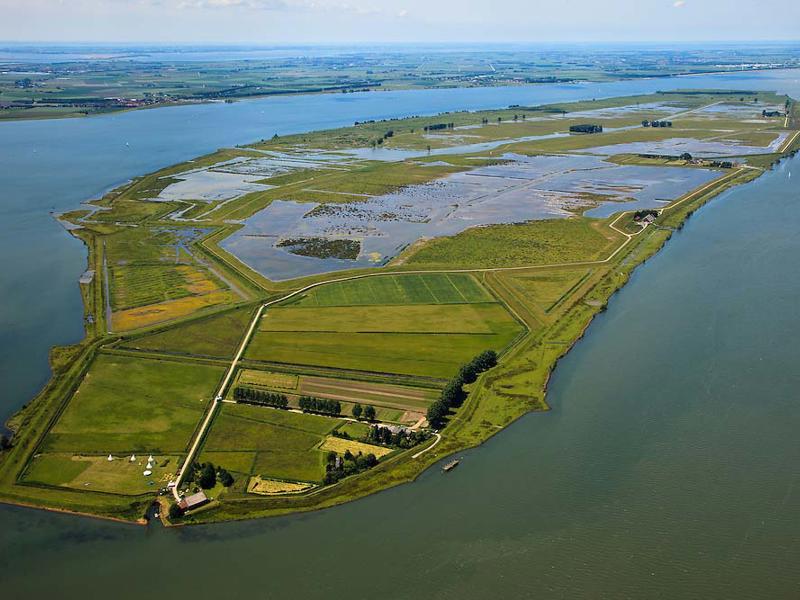 Foto van TinyParks Cast Away