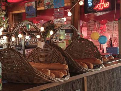 Thumbnail 4 van Chantegril