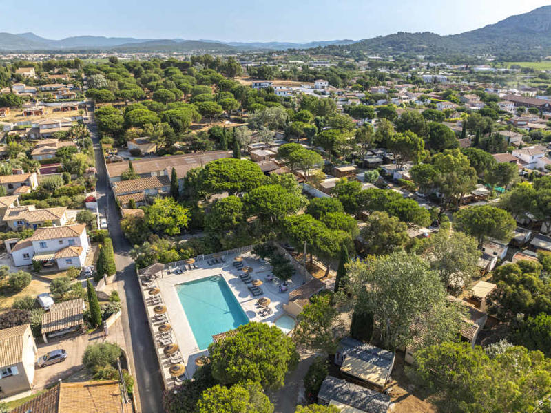 Foto van Le Hameau des Pins