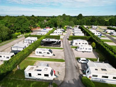 Thumbnail 4 van Royal Umpire Caravan Park