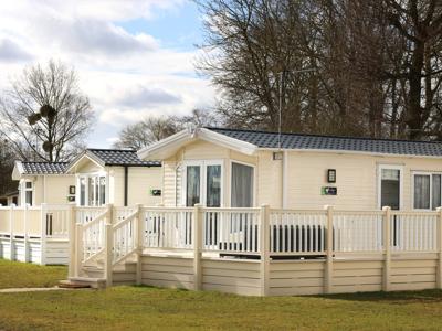 Thumbnail 3 van Cakes & Ale Holiday Park