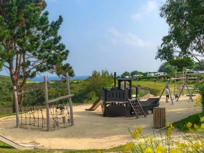 Thumbnail 5 van Le Châtelet