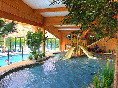 Thumbnail 4 van Le Palace