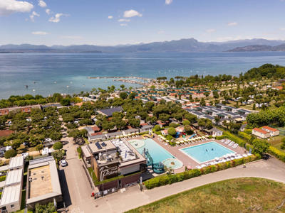 Le Palme Lazise Family Collection