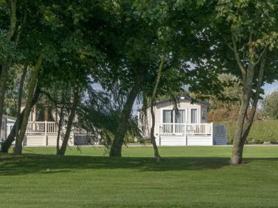 Riverside Holiday Park