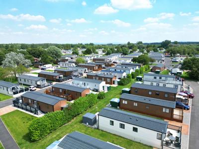 Thumbnail 3 van Riverside Holiday Park