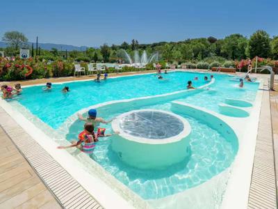 Thumbnail 4 van Etruria