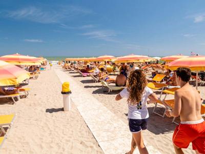 Thumbnail 3 van International Riccione Family Village