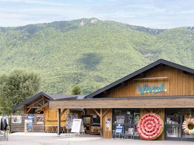 Thumbnail 5 van La Nublière (Lac d'Annecy)