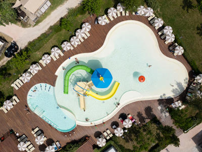 Thumbnail 3 van Romagna Family Village