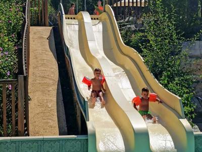 Thumbnail 3 van Les Charmes