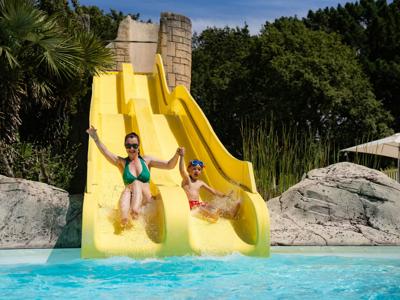 Thumbnail 2 van Le Château Du Petit Bois