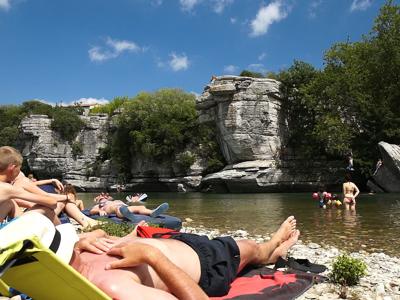 Thumbnail 2 van De Peyroche