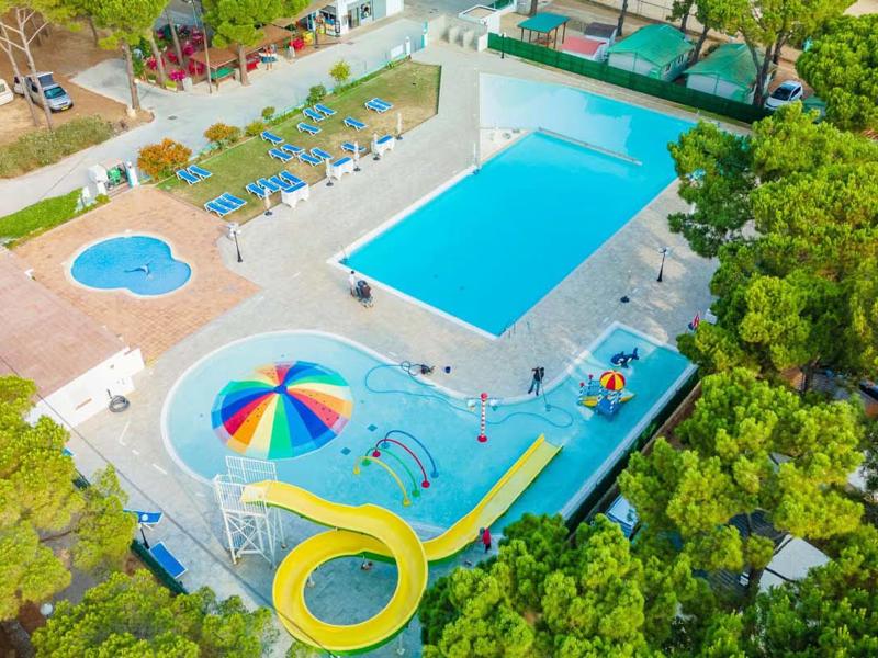 Foto van Alannia Neptuno