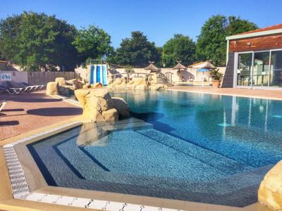 Thumbnail 3 van Les Gros Joncs