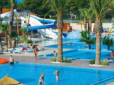 Thumbnail 5 van l'Oasis & California